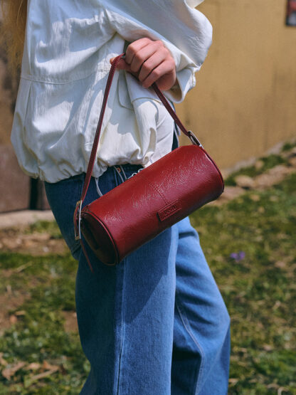 Winsome Barrel Bag [RED] - 이미지 4