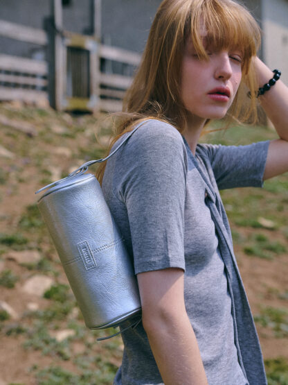 Winsome Barrel Bag [SILVER] - 이미지 4