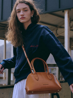 Ellen City Tote Bag [Glossy CAMEL]