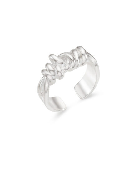 Twist band ring