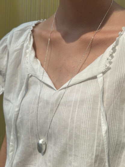 Drew Orb Necklace - 이미지 5