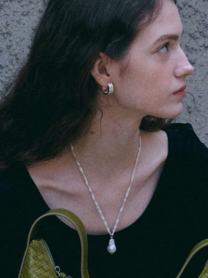 Ugly Baroque pearl color necklace - 이미지 2