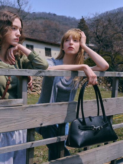 NOA Baguette Bag [Black] - 이미지 3
