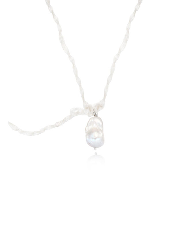 Ugly Baroque pearl color necklace